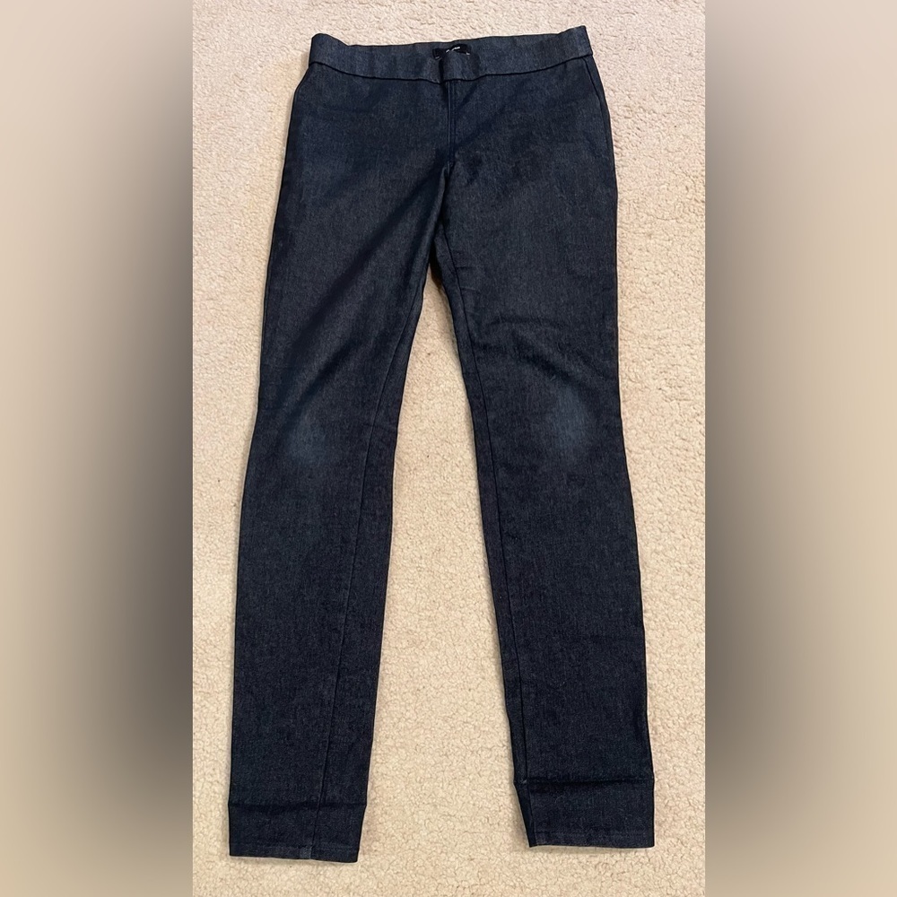 Express pull on jeans size 4